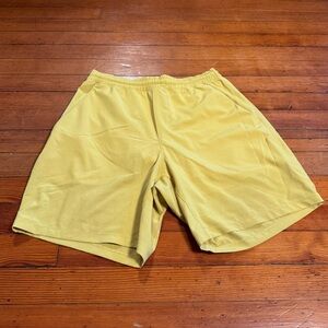 Lululemon Pace Breaker 7” Lined Shorts in Soleil Yellow